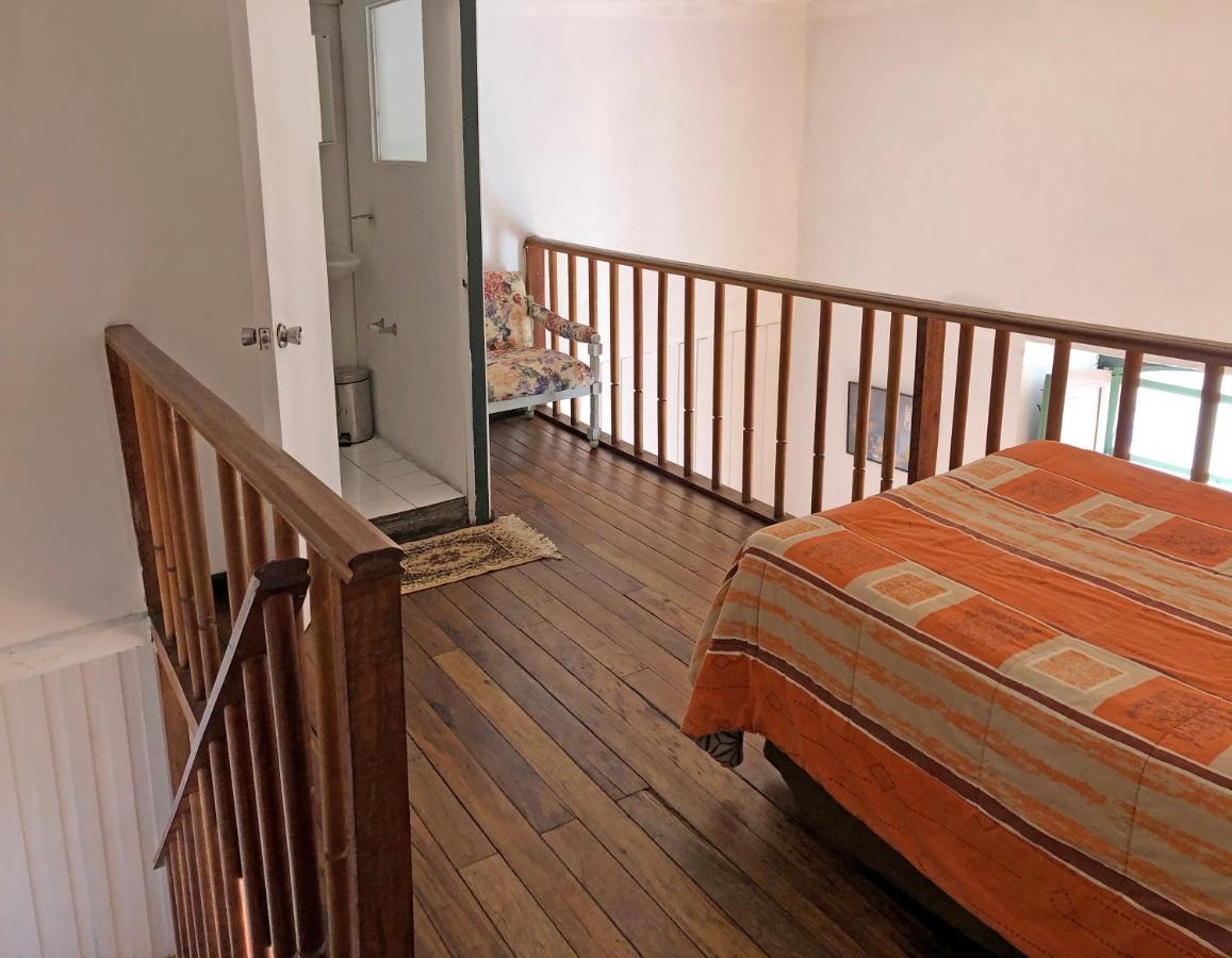 Hostal Latina クエンカ エクステリア 写真